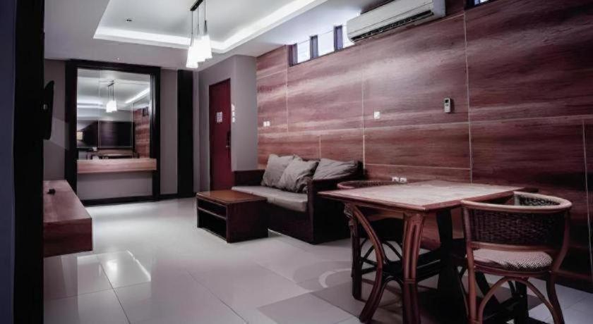 Hotel Asri Plaza Asia Tasikmalaya Eksteriør billede