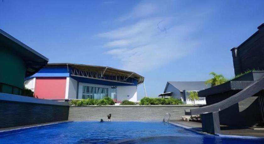 Hotel Asri Plaza Asia Tasikmalaya Eksteriør billede