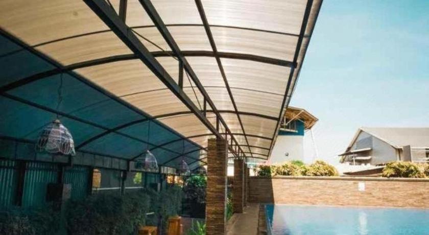 Hotel Asri Plaza Asia Tasikmalaya Eksteriør billede