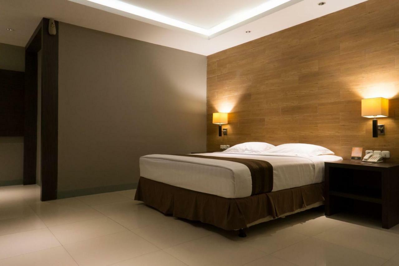 Hotel Asri Plaza Asia Tasikmalaya Eksteriør billede
